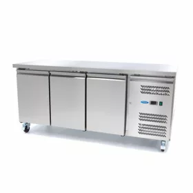 Maxima - Ipari hűtőszekrény pulttal 3 ajtós 180cm