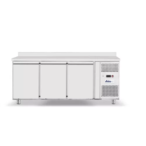 Hendi - Hűtött munkaasztal 3 ajtós alsó aggregáttal Profi Line , 420L, Arktic,  GN 1/1,  230V/400W, 1795x700x(H)879mm